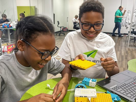 IMG_6824_LE_upscale_magic_x4_strength_75_similarity_50_light_ai_40